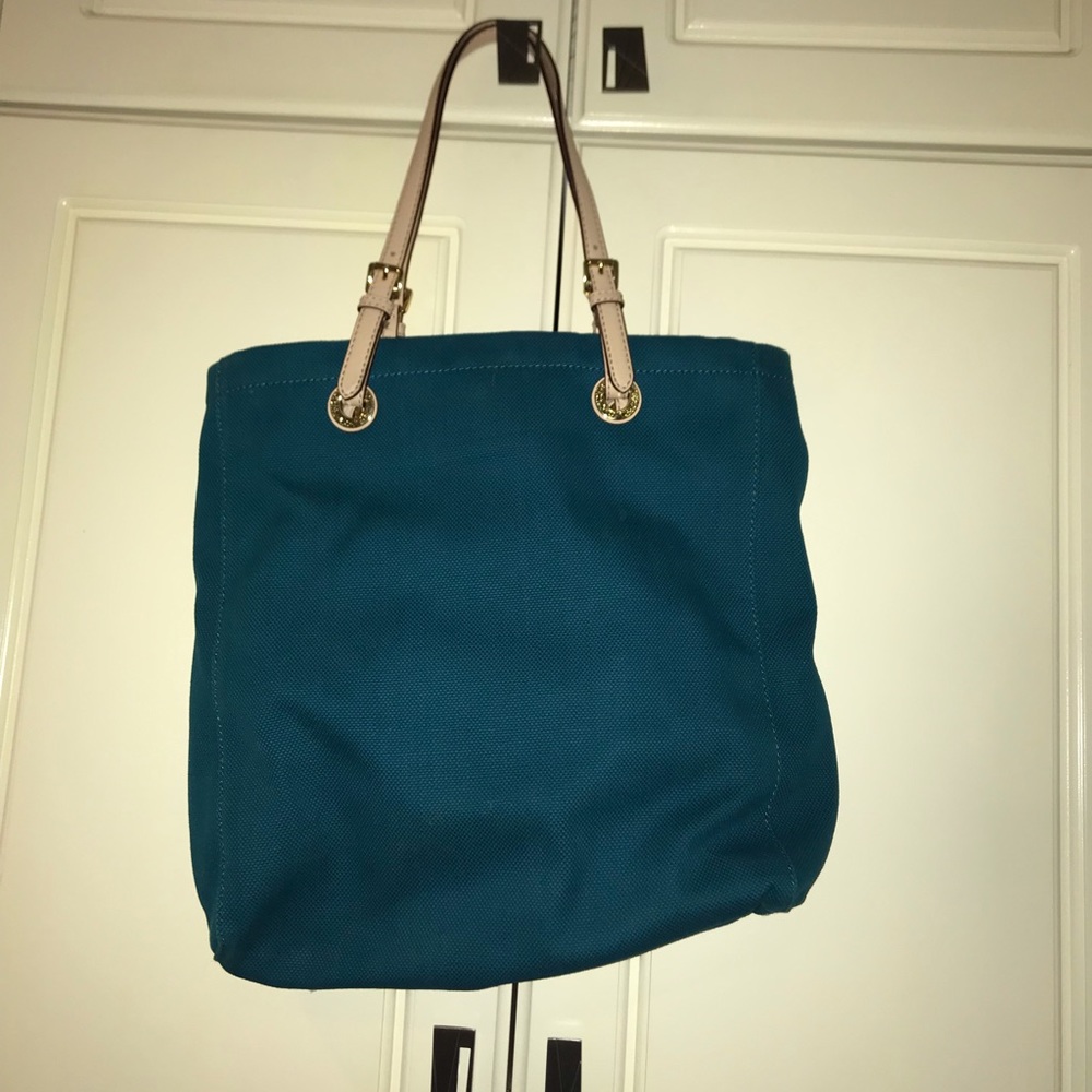 Handbag - Picture 2 of 4